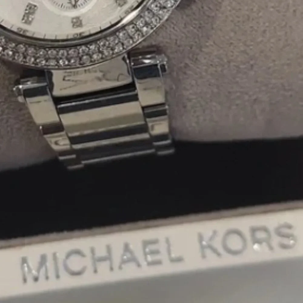 NWT MICHAEL KORS WATCH
